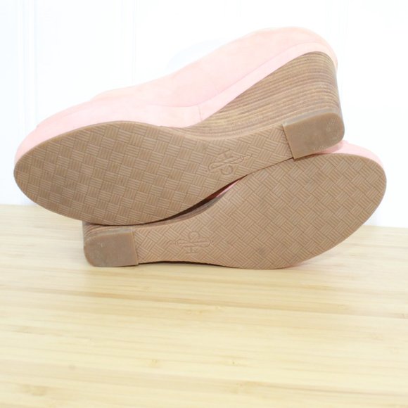 COLE HAAN Peep Toe Wedge Pump Heels Shoes 8.5 B - Picture 9 of 9